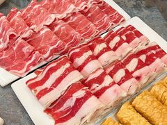 -薈通四海·海鲜火锅酒楼(国贸店)