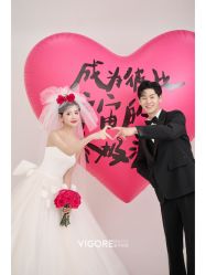 -雪中彩影婚纱摄影·微光艺术中心