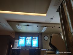 -金色印象·4K影院式足体养生(杨家坪西郊店)