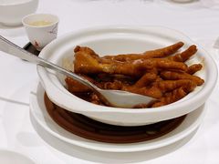 鲍汁凤爪-白天鹅宾馆-宏图府餐厅