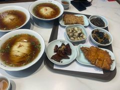 -百年老字号·观振兴蟹黄面·三虾面·苏式面(观前街富仁坊巷店)