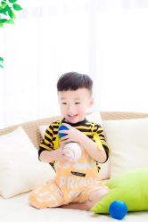 -熊猫叔叔高端儿童摄影(清江商场店)