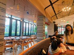 大堂-WOLFGANG PUCK KITCHEN & BAR(迪士尼小镇店)