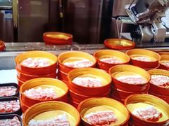 -金马门国际美食百汇(珞喻路店)
