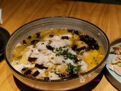 酸菜鱼-十三式重庆江湖菜(金茂览秀城店)