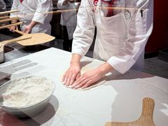 -城市大道红炉披萨烘焙坊