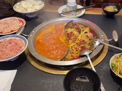 -沸炉重庆老火锅(军事博物馆店)