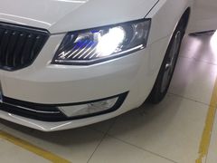 -上海蓝精灵改灯旗舰店(顾戴路店)