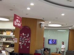-雅悦齿科(顾村公园店)