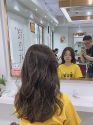 -镁连社·美联社