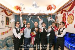 -现代经典婚纱摄影