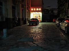 -如家酒店·neo(杭州西湖南宋御街定安路地铁站店)
