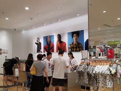 -优衣库(东莞东城万达广场店)