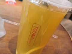 爆榨百香菠萝-TOUCH泰奇(奉贤宝龙城市广场店)