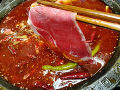 -茅草房·河畔园林火锅