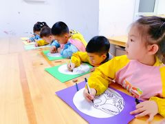-小院儿童绘馆(富国里店)