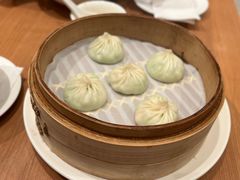 丝瓜虾仁小笼包-鼎泰丰(德基广场店)