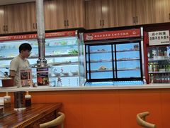 -哈尔滨小酒馆·鲜肉现穿自助烧烤(康新花园店)