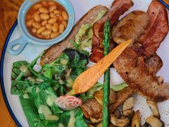 培根香肠鳄梨酱水波蛋-AFS Cafe & Canteen(闽江二路店)