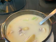 猪肚鸡汤-粤界(望京金辉店)