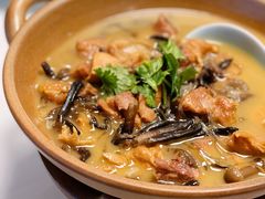 小鸡炖榛蘑-止观小馆·辽河口渔家菜(王府井店)