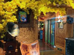 -月亮眼花园餐厅书吧酒吧