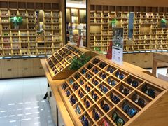 -宝丽眼镜(湖墅店)