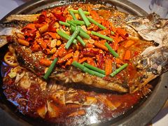 -鸣记脆皮烤鱼·海鲜烤鱼(三八广场店)