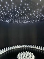 -六福珠寶(银泰百货大红门店)