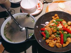 -老湖南民间菜·牛肉十八炒(花都店)