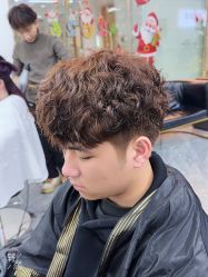 -藤野造型烫染·漂发