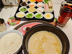 -妈妈故事米线(市府恒隆店)