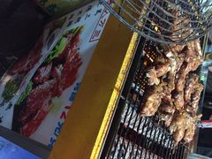 招牌烤猪蹄-美人万三·蚝大人生蚝小馆(昌里路店)