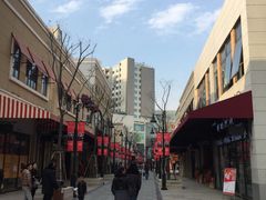 -绿宝广场