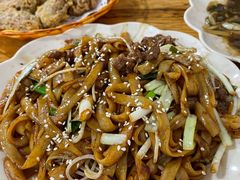 干炒牛河-南记食粥坊·宵夜大排档(莲花总店)