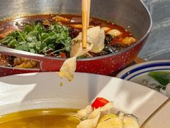 -川流不息·地道川菜·小龙虾(新松江路店)