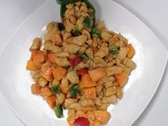 -爱月宝月嫂·育儿嫂(哈尔滨总店)