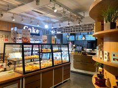 面包甜点陈列柜-雪贝尔Shaber面包花园(民德路店)