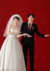 -雪中彩影婚纱摄影·微光艺术中心