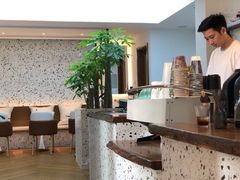 -Line 咖啡(石厦花园店)