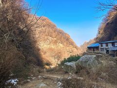 -抱龙峪