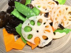 -鸽舞笙平金牌烧鸽子·融合菜(鲁谷店)