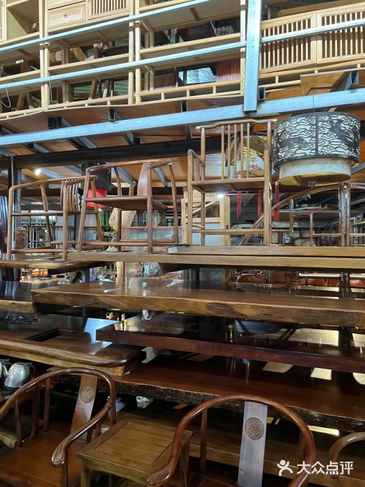 亮佳鸿华二手市场图片