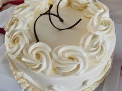 -红宝石·鲜奶小方·海派西点房(南丹店)