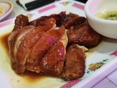 玫瑰豉油鸡（例）-东鑫记港式茶餐厅(南京东路店)