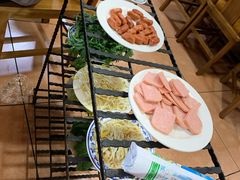 -东巴谷野生菌火锅餐厅