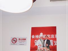 -茸梅路右拐龙虾-农家菜(松江店)