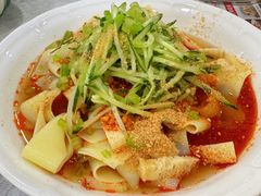 -汗腾格里·风味餐厅(新疆驻京办店)