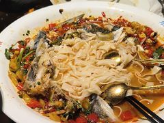 -坛宗剁椒鱼头(河西王府井店)