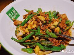 -费大厨辣椒炒肉(万家丽一店)